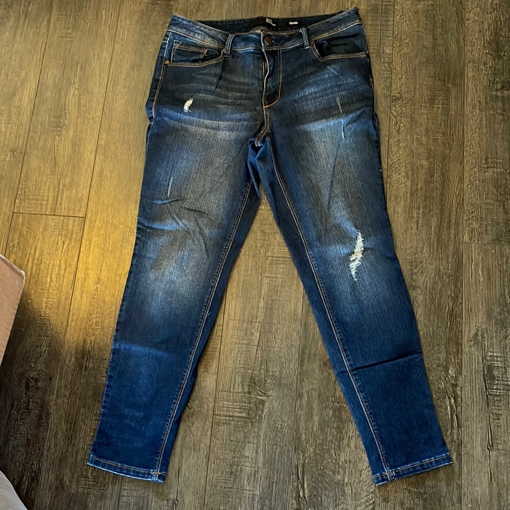 1822 denim light distressing dark denim perfect for fall